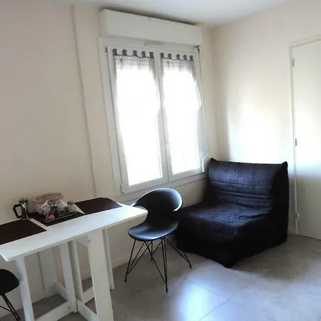Apartman Studio Delfino Refait A Neuf Internet Nizza